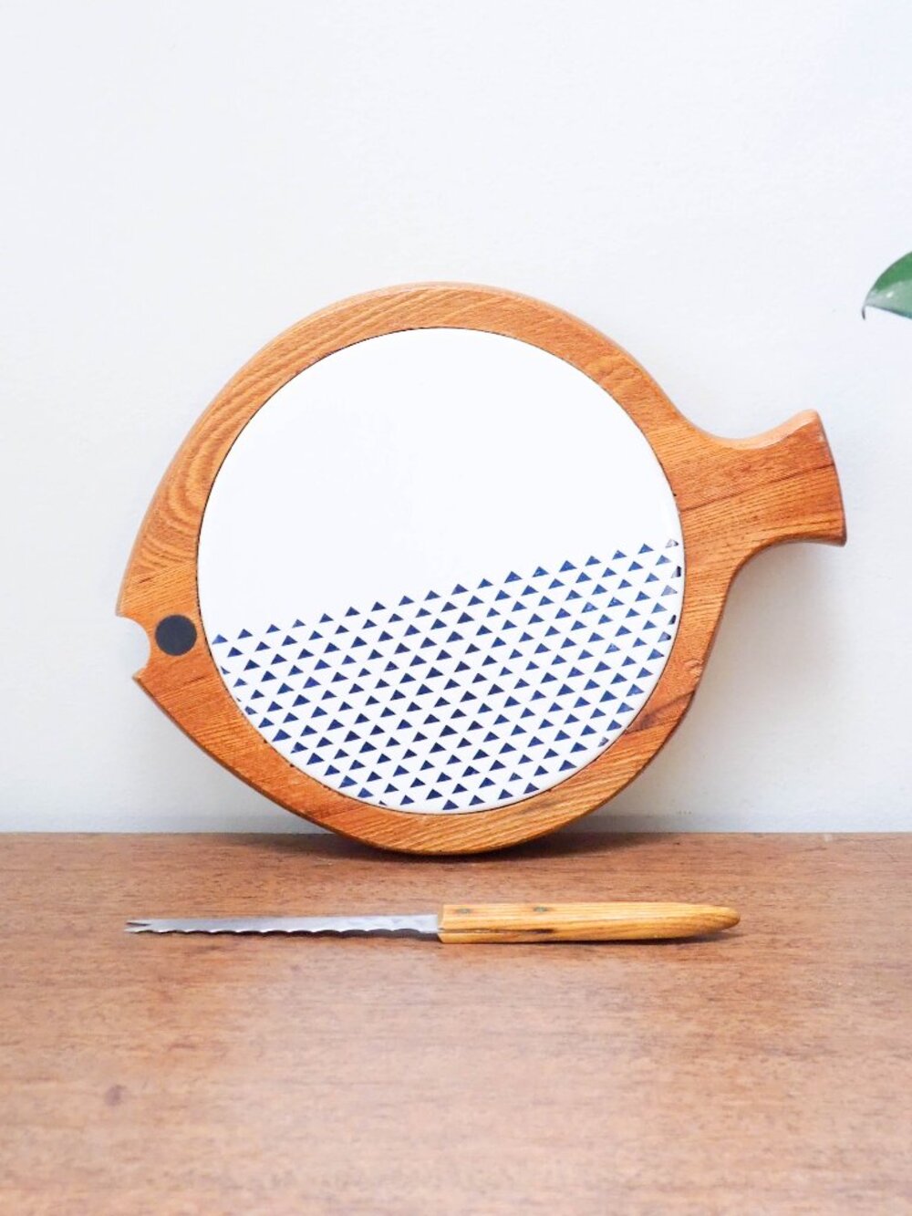 Vtg Fish Shaped Teak and Tile Cheese Board - Vintage Tile, Wood, Knife Display